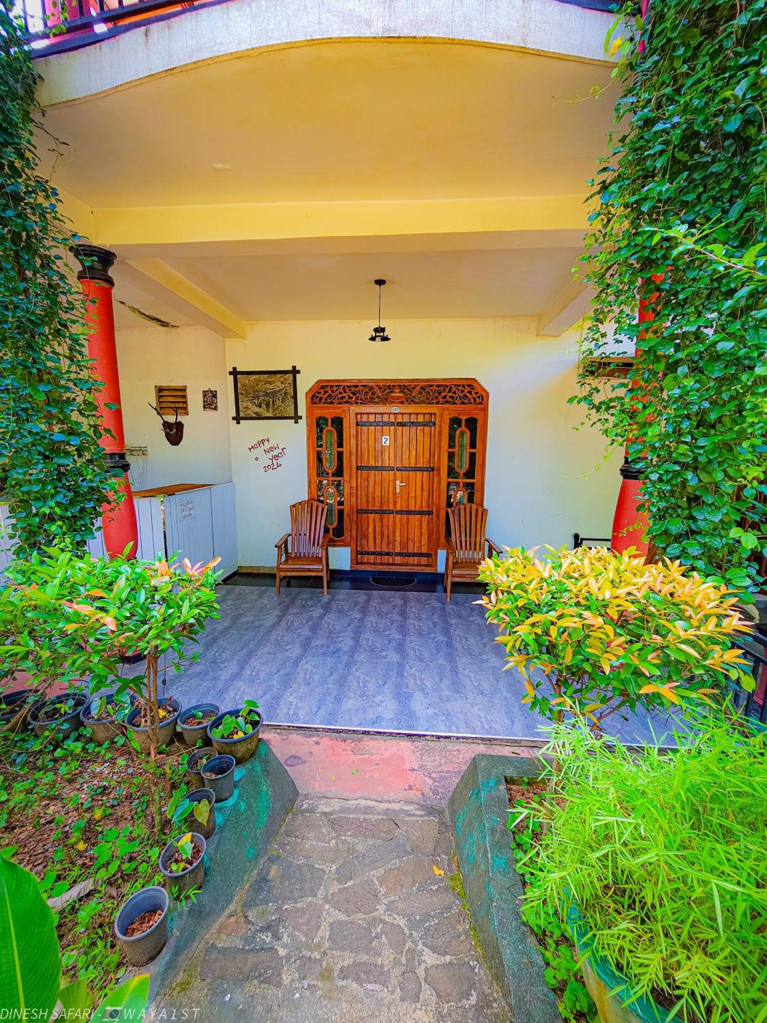 Dinesh Safari Homestay اوداوالاوي المظهر الخارجي الصورة